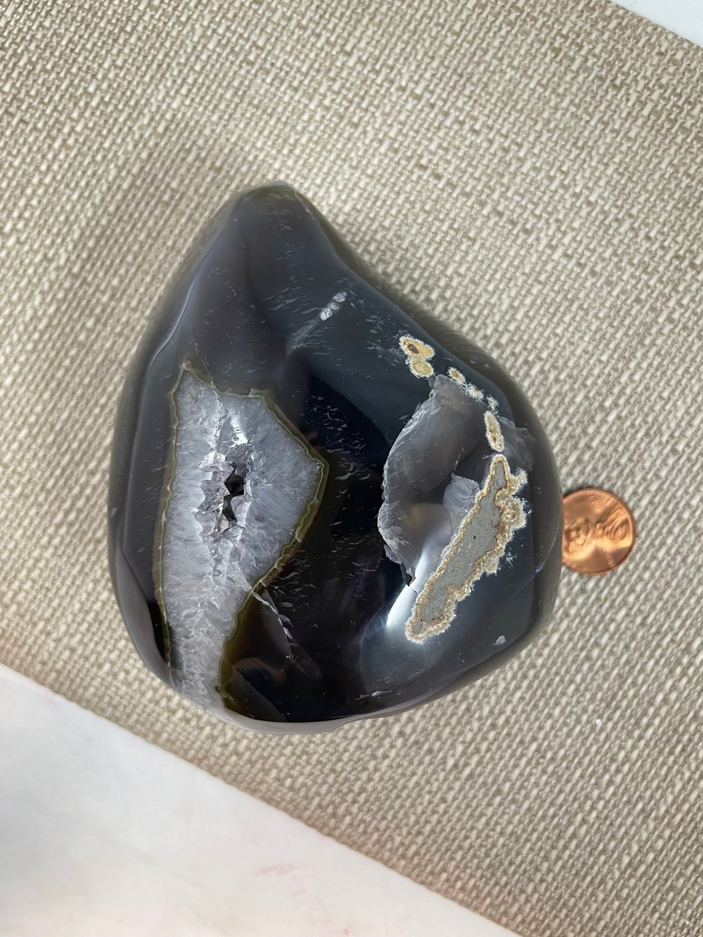 Black Agate with Quartz Geode